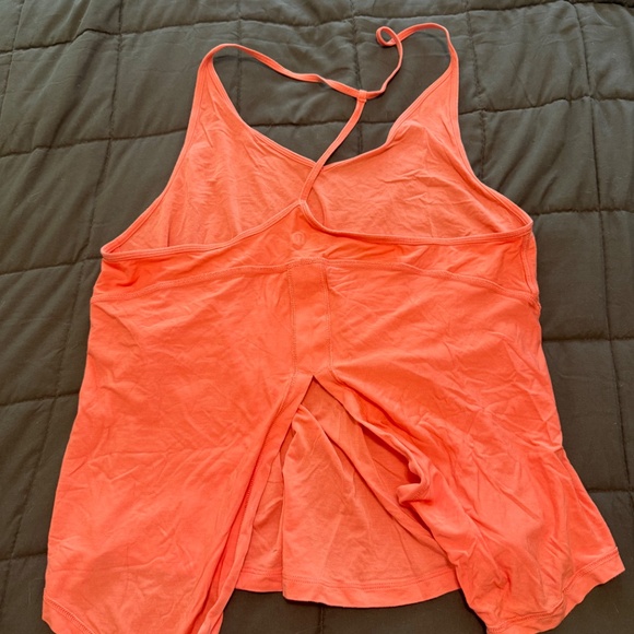 Lululemon t-back tank - Picture 2 of 3